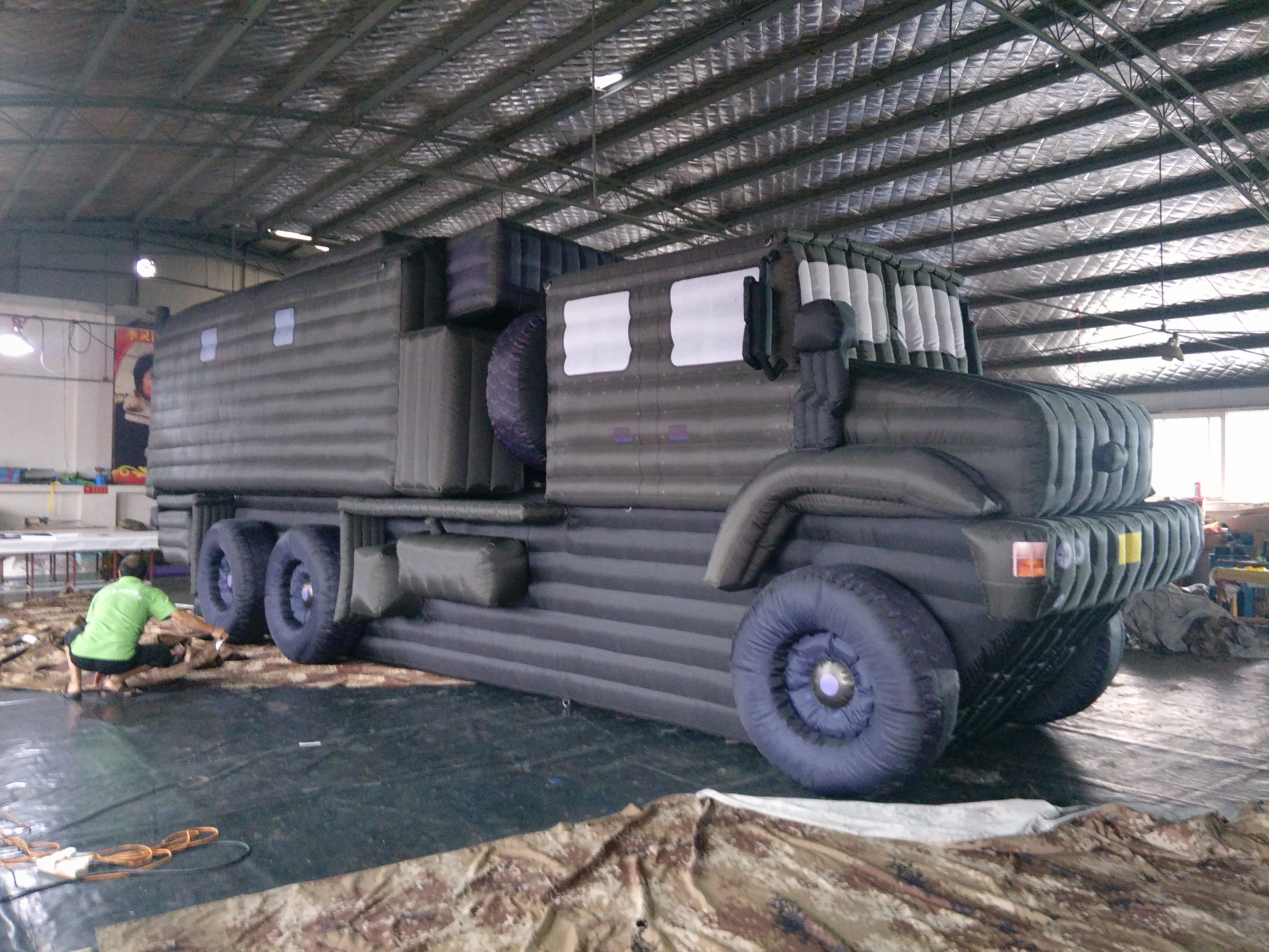 假目标,模拟发射车雷达车坦克飞机：军事演习中的虚拟装备